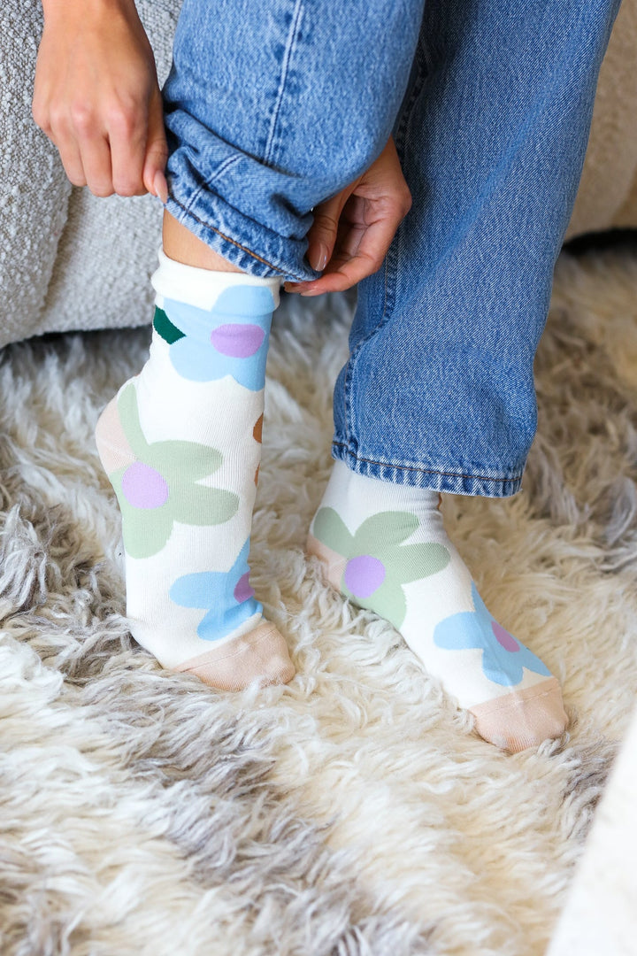 Cream Floral Ankle Socks