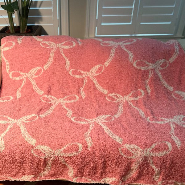 Bow Scalloped Coziest Blanket