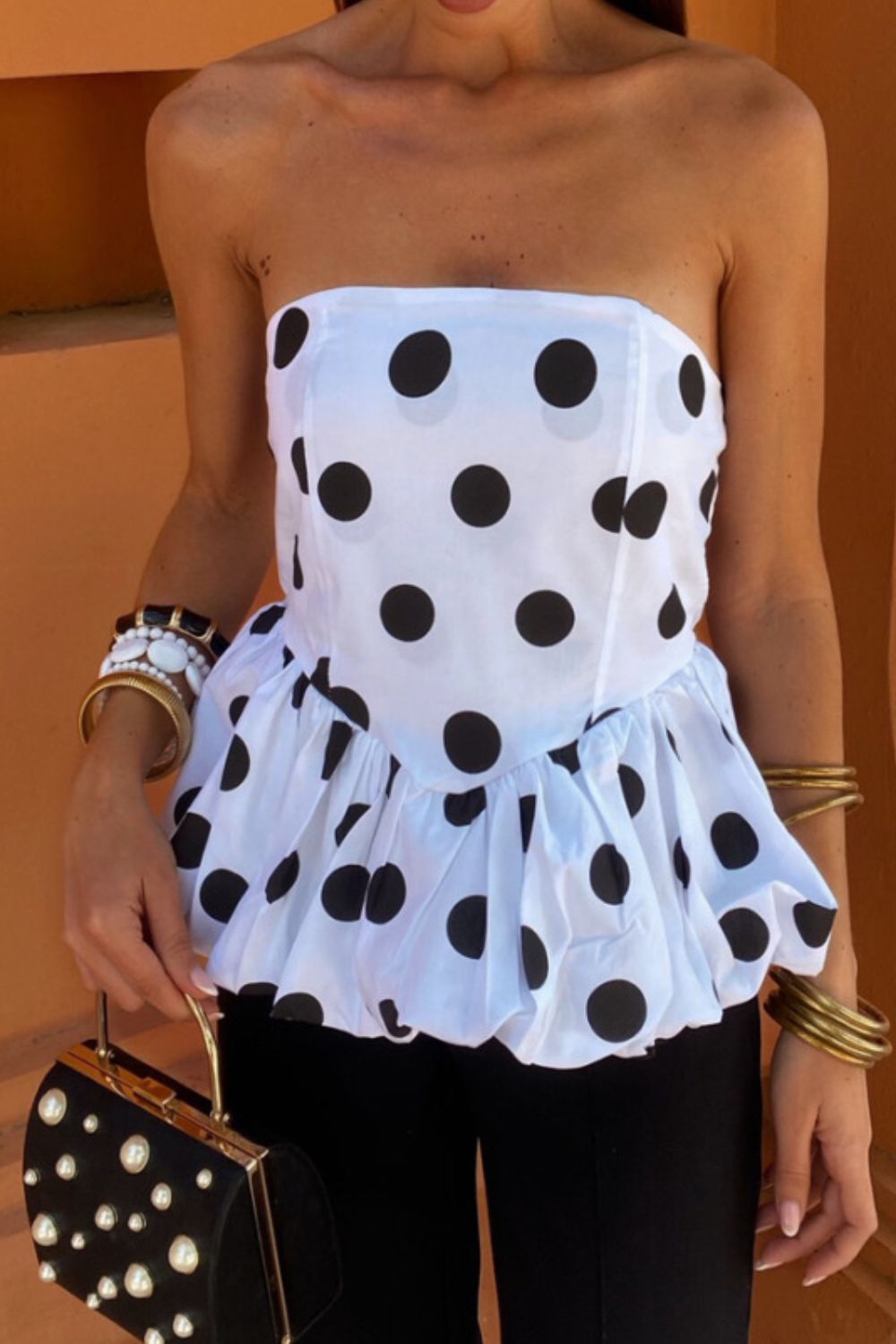 8be95bf4-f41b-4a1a-a3a9-3c20f71f55eb-Max