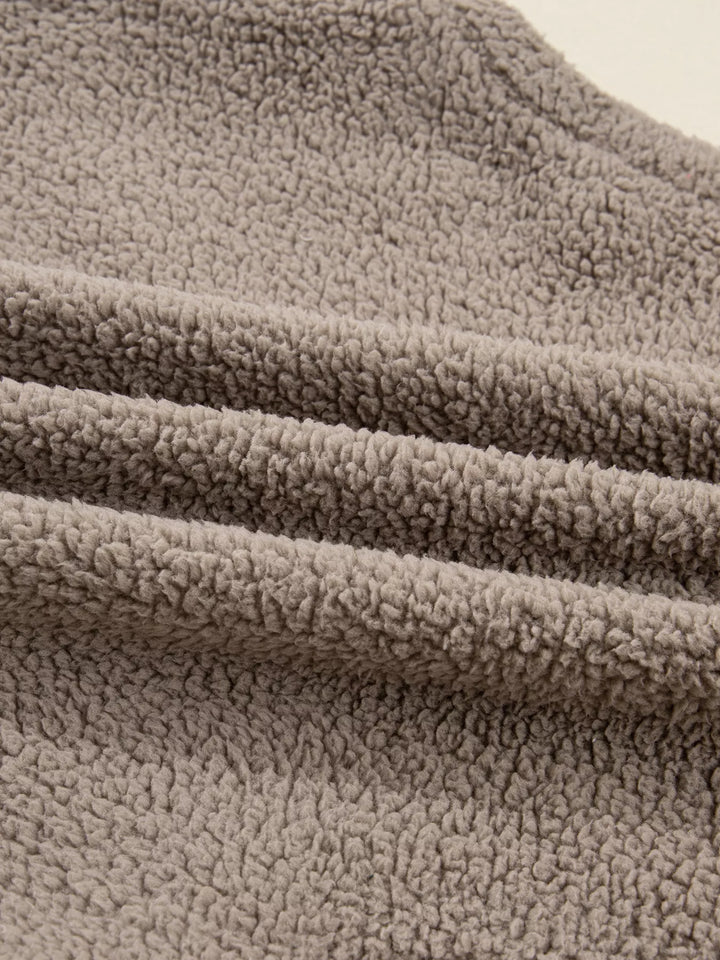 e9389a8962594f3baa90ff863ea88c98-Max-Origin