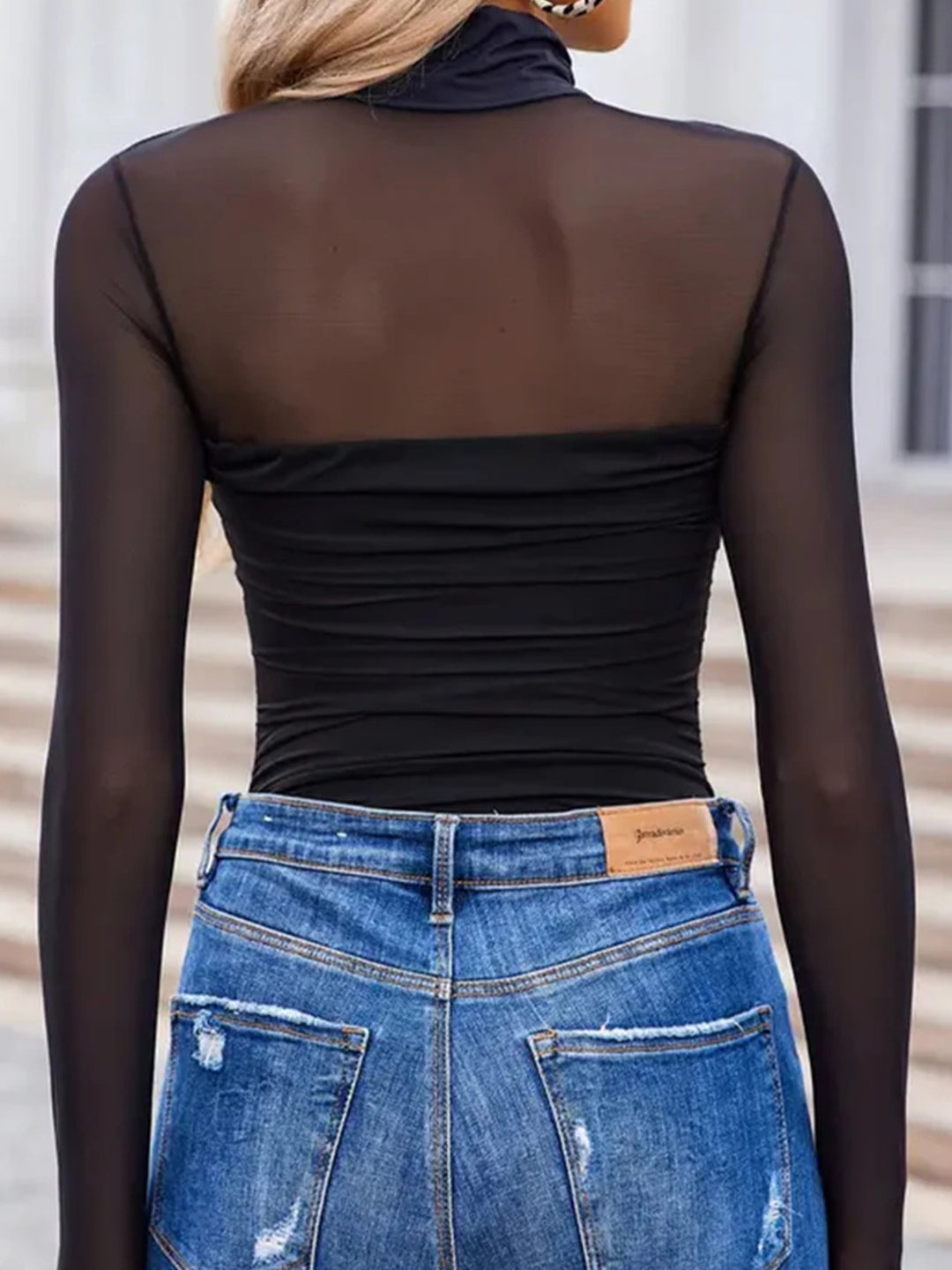 fd5605f5-2a3e-4a2d-85db-3301c269a4b3-Max