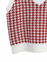 Houndstooth V-Neck Sweater Vet