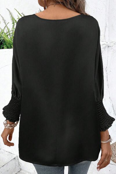 Round Neck Batwing Sleeve Blouse